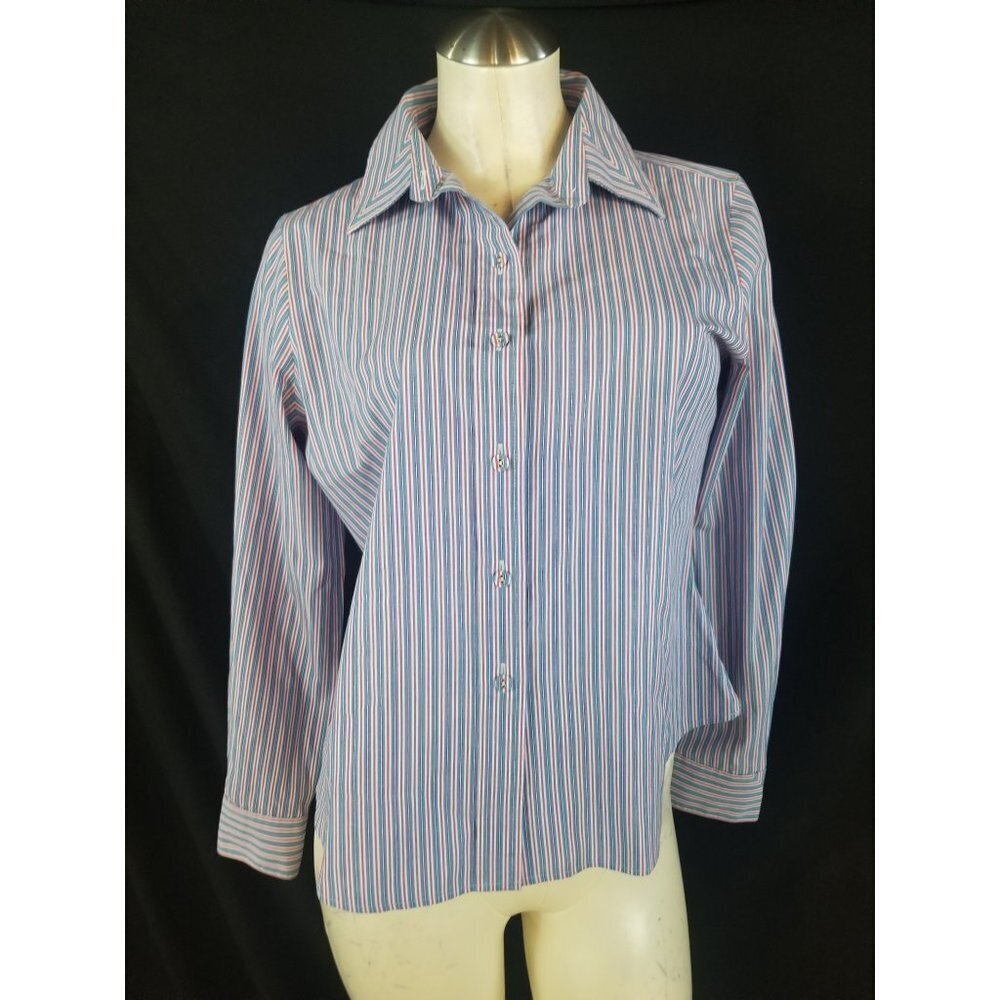 Foxcroft Size 10p Wrinkle Free Button Up Shirt - image 2